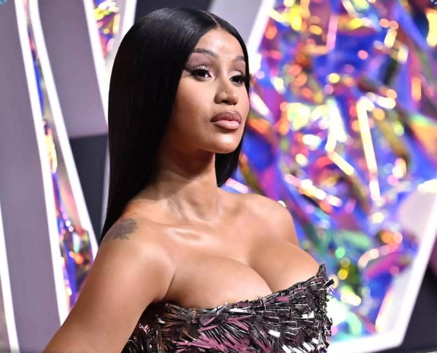 Cardi B yavuze ko atazihanganira umuhungu we uzatera umukobwa inda akanga kubazwa inshingano