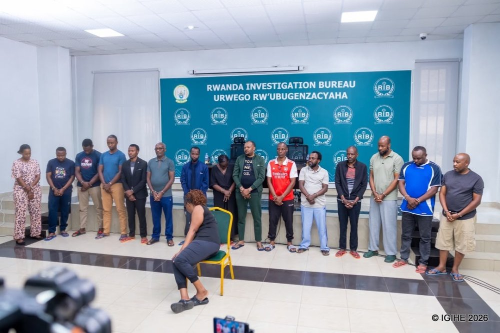 RIB yerekanye abantu 16 muri 81 batawe muri yombi bakekwaho gukora inzoga zitujuje ubuziranenge