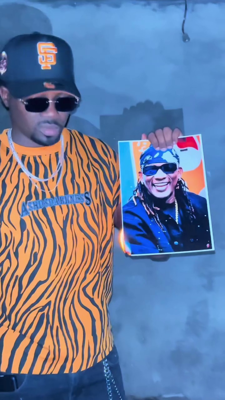 B-Face yatwitse ifoto ya Big Fizzo, ateza urujijo ku ndirimbo ‘Sokwe’
