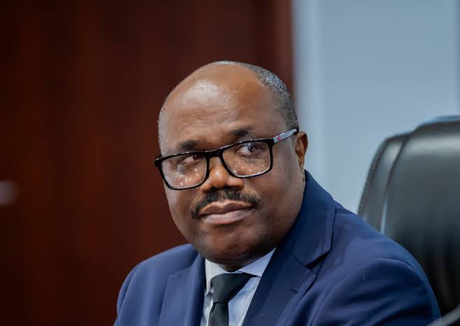 Minisitiri w’Intebe yavuze ko Leta nta ndishyi iteganyiriza abacuruzi bamenewe inzoga